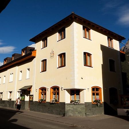Hotel Astras Scuol Esterno foto