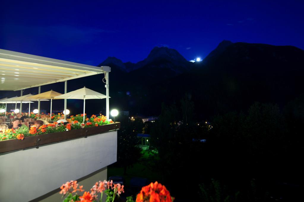 Hotel Astras Scuol Esterno foto