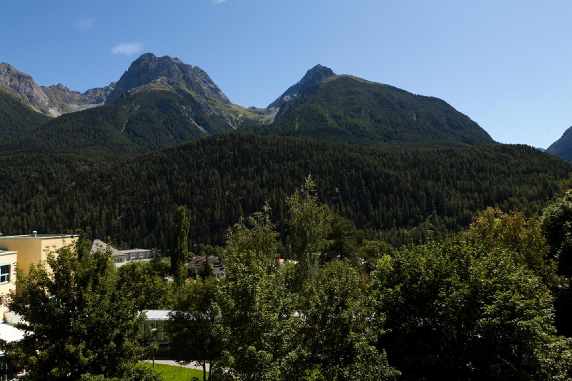 Hotel Astras Scuol Camera foto