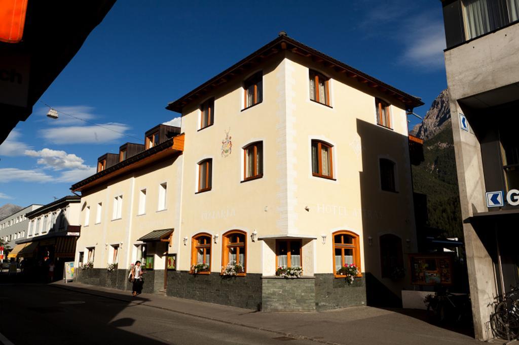 Hotel Astras Scuol Esterno foto