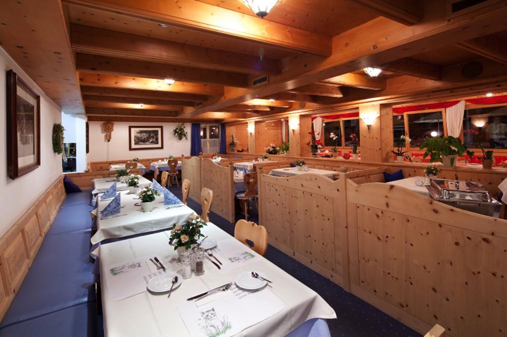 Hotel Astras Scuol Esterno foto