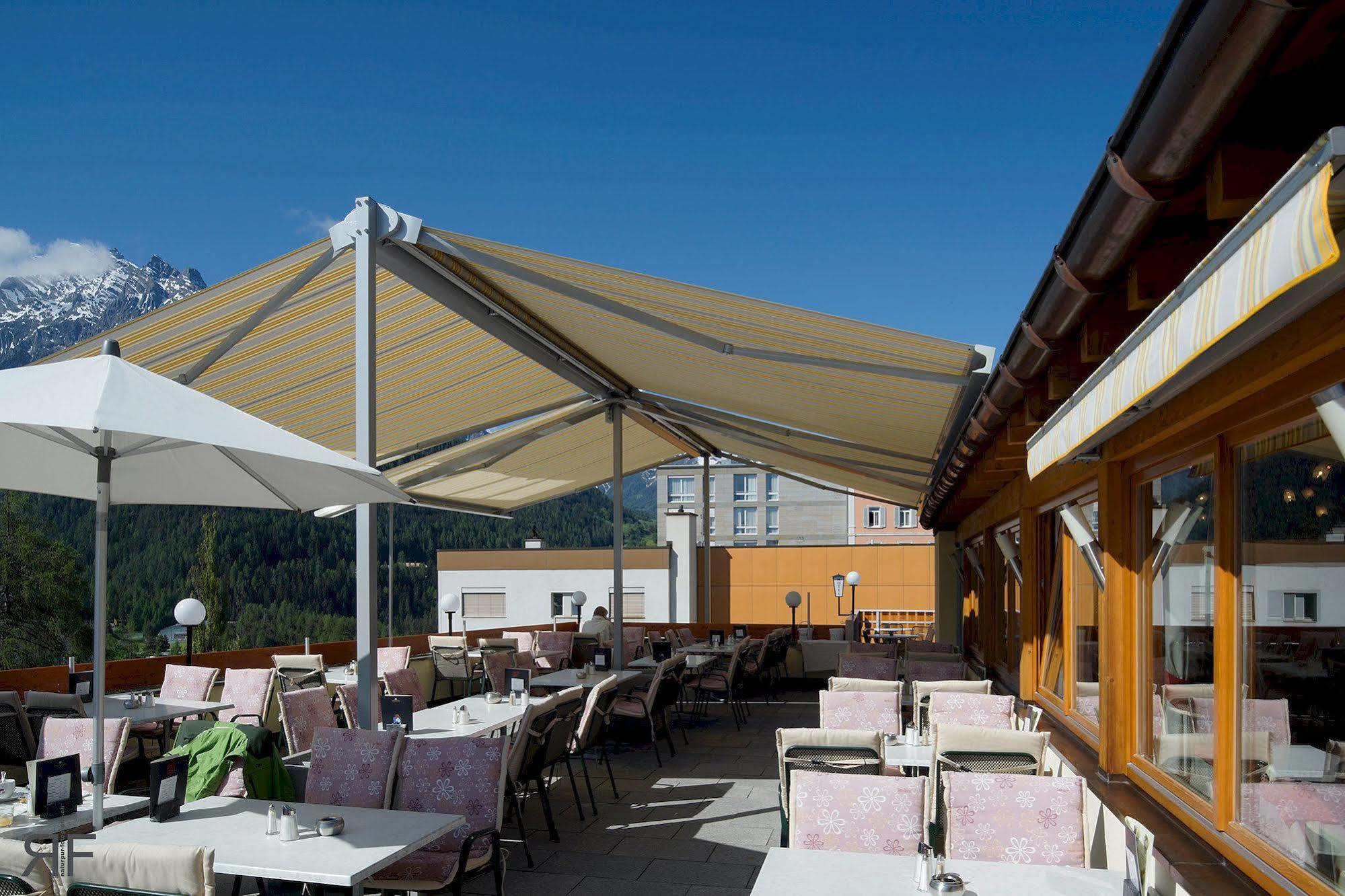 Hotel Astras Scuol Esterno foto